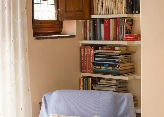 Bed & Breakfast La Rosa Townhouse 4*